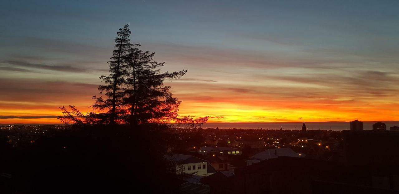 Hostal Buenavista Patagonia Punta Arenas Dış mekan fotoğraf